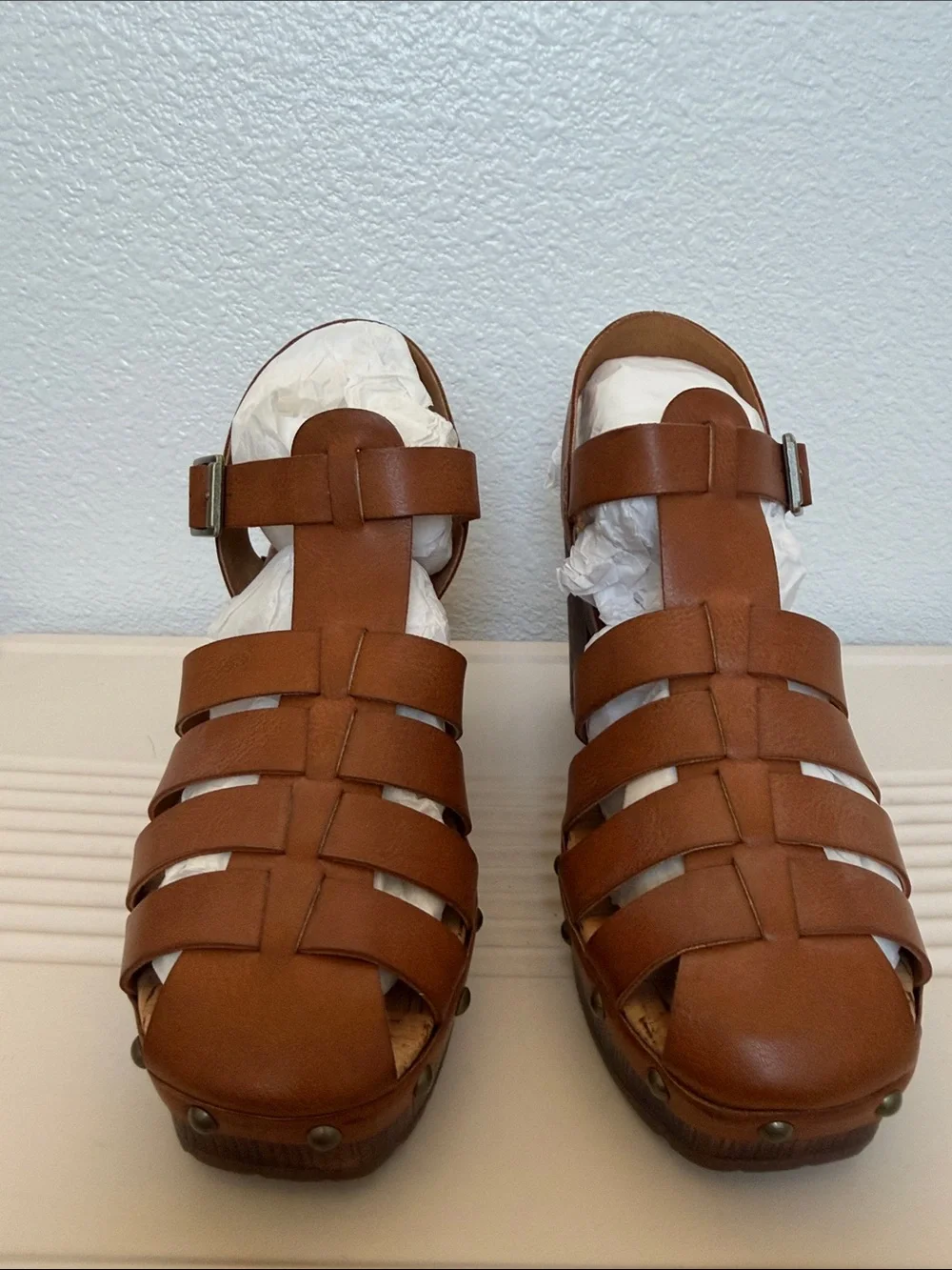 NWOT KORKS Whitney Multi -Strap Platform Sandal with Tan Wood Heel.